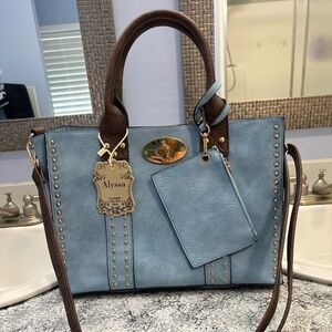 Alyssa shoulder bag